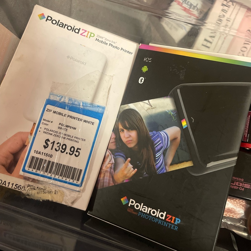 Polaroid mobile wallet size photo printer